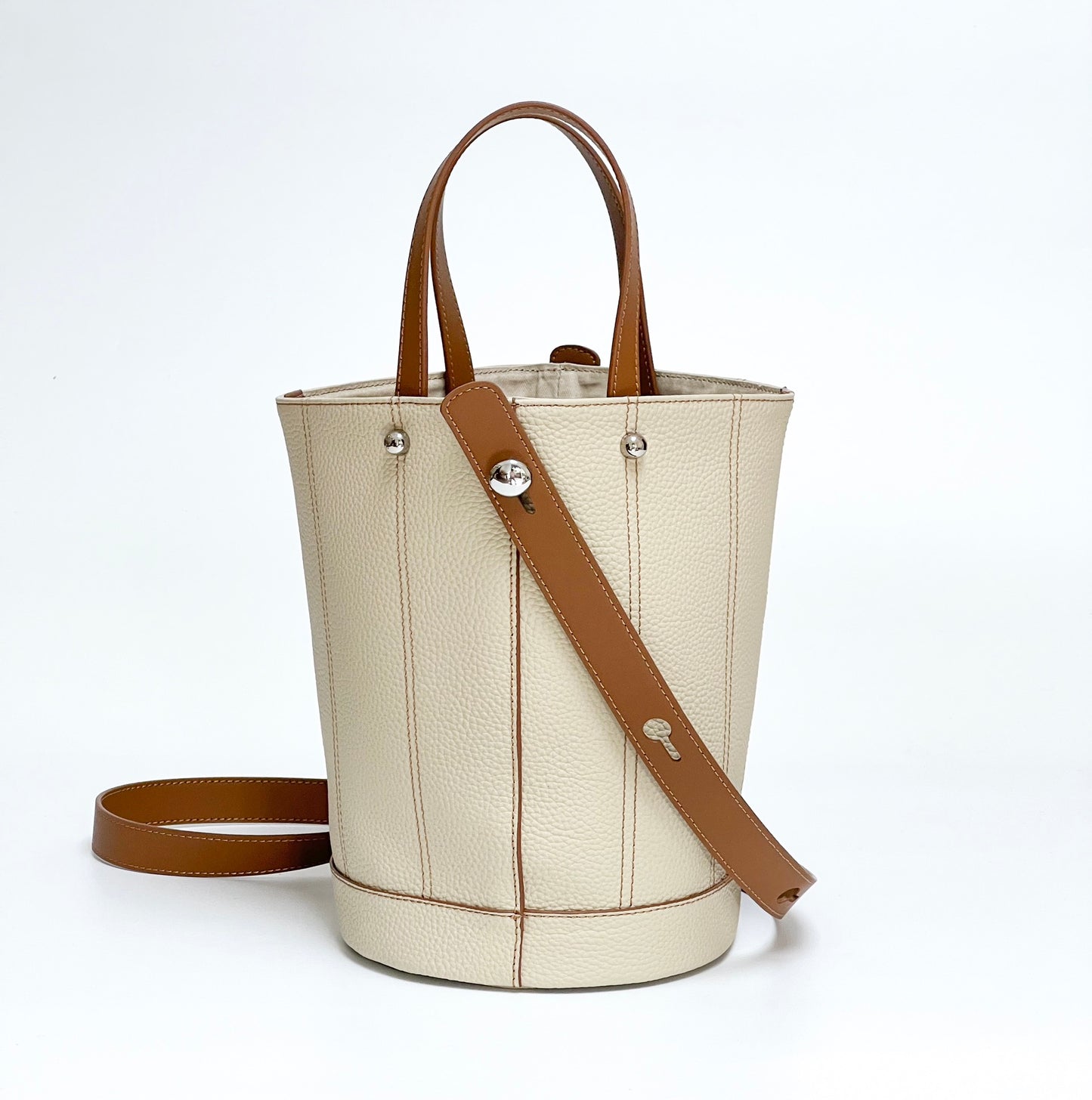 Versatile Lychee-Textured Top Grain Leather Bucket